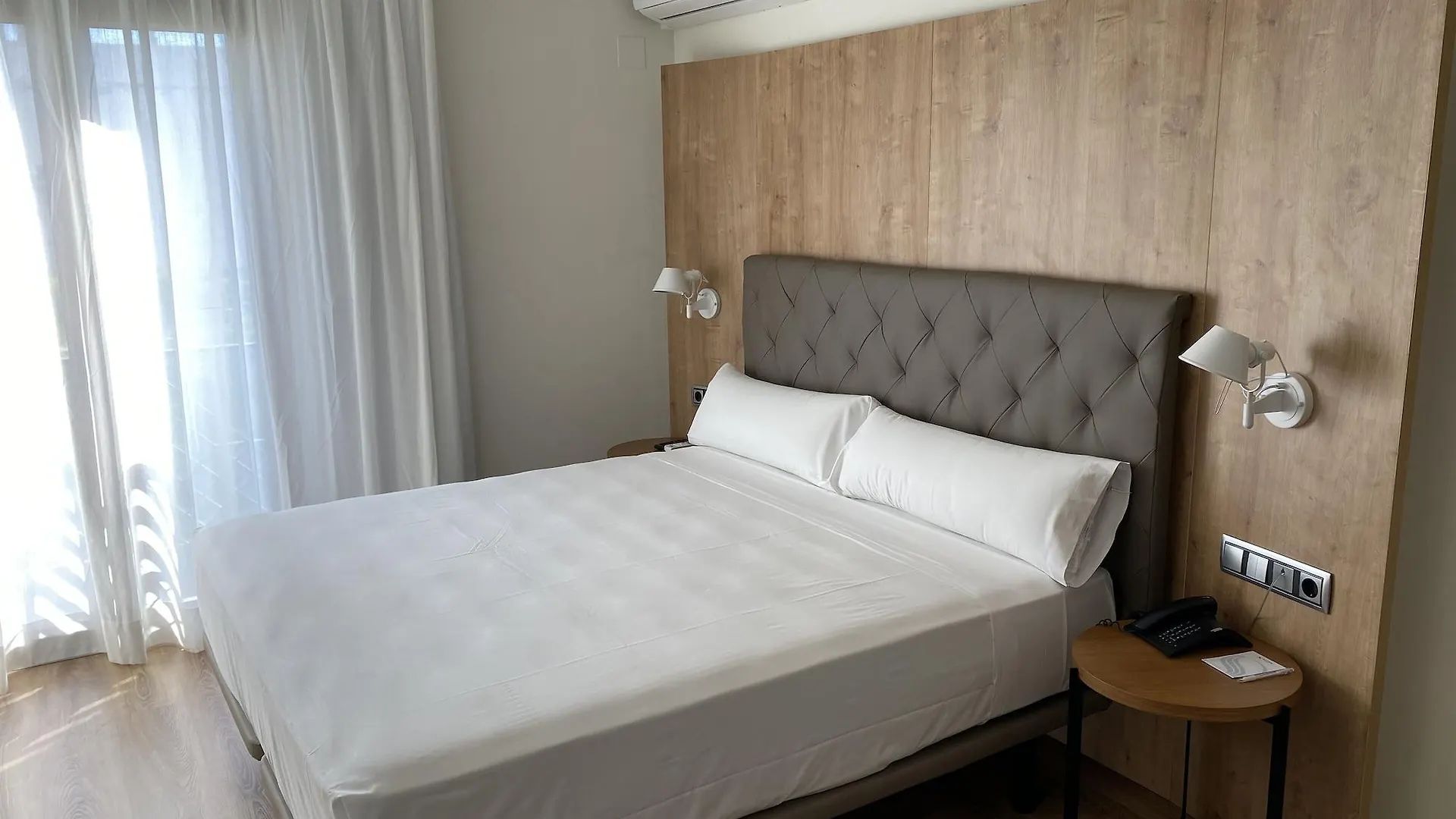 **** Hotel Virgen De Los Reyes Sevilla Spanje