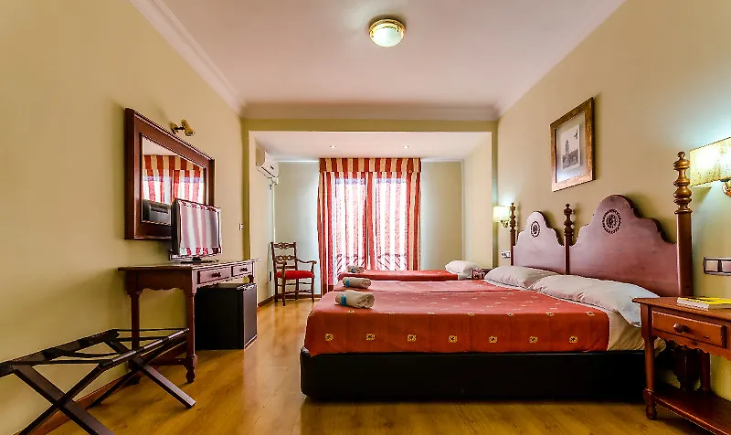 Hotel Virgen De Los Reyes Seville